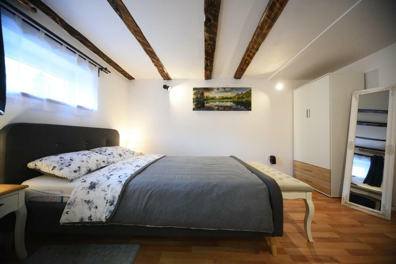 Galeria Apartments & Rooms Zagabria Esterno foto